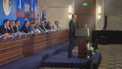 Σημαντικό ότι μπροστά στη νέα κρίση η οικονομία είναι ισχυρή λέει ο ΠτΔ στο συνέδριο της ΣΕΚ