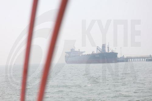 Μόνο «μη εχθρικά» πλοία θα περάσουν τα Στενά του Ορμούζ, λένε οι Φρουροί της Επανάστασης