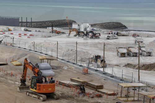 Η Κομισιόν ξεκίνησε έρευνα για πακέτο στήριξης Γαλλίας για νέα πυρηνικά έργα