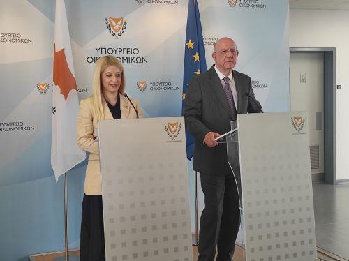 Συνάντηση ΥΠΟΙΚ–ΔΗΣΥ για εκποιήσεις, αφθώδη πυρετό και τουρισμό