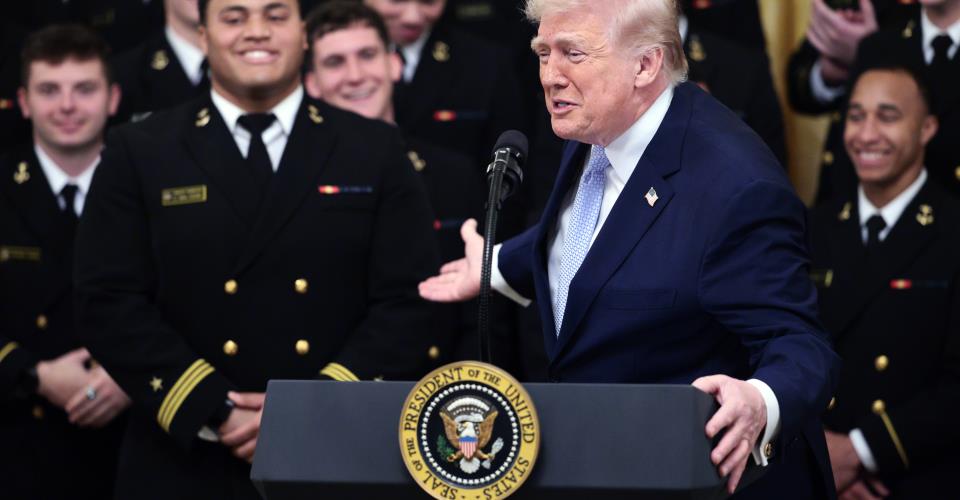 Ο Τραμπ λέει ότι δεν θέλει κατάπαυση του πυρός στο Ιράν