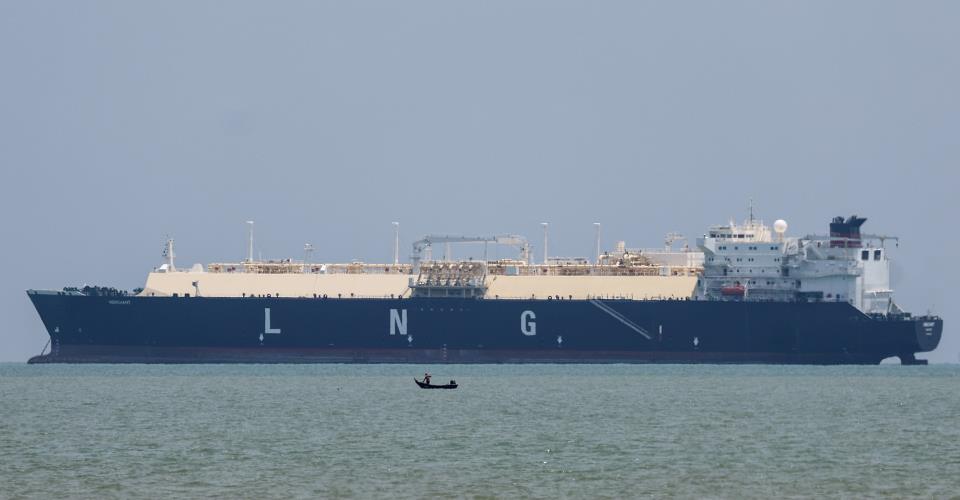 Το Ιράν άνοιξε πυρ κατά δεξαμενόπλοιου στο Ομάν