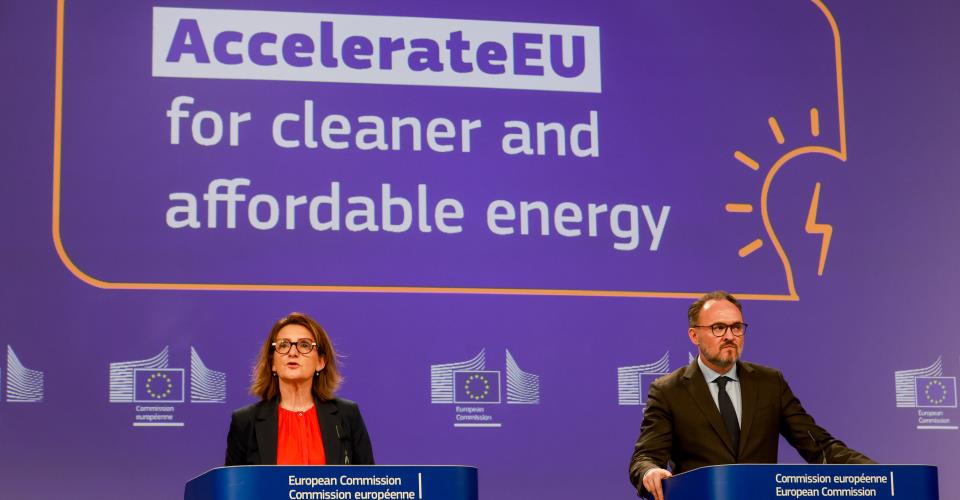 Το σχέδιο AccelerateEU για φθηνή και ασφαλή ενέργεια παρουσίασε η Κομισιόν