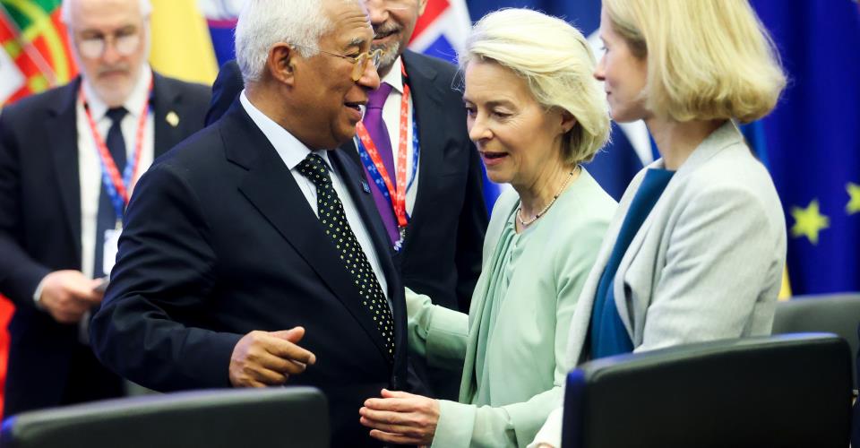 Επανέφερε το θέμα της ρήτρας αμοιβαίας συνδρομής η φον ντερ Λάιεν ενώπιον...