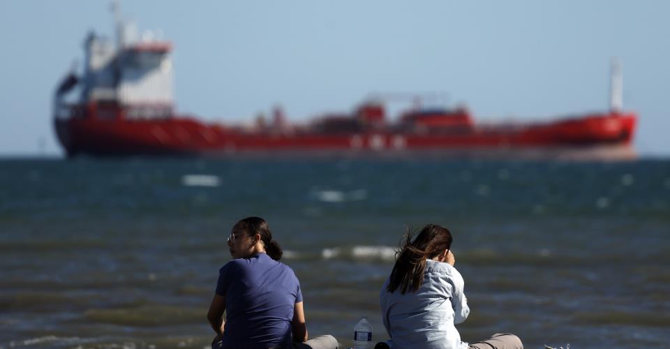 Αρπαγή πλοίου ανοικτά των ακτών ΗΑΕ από άγνωστους, κατευθύνεται προς Ιράν