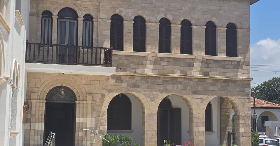 Αποχώρησε από τη Μητρόπολη Πάφου ο Τυχικός