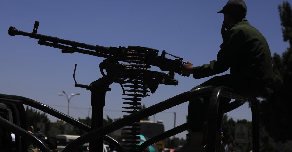Οι Χούθι ανακοίνωσαν πλήρη απαγόρευση για ισραηλινή ναυσιπλοΐα στην Ερυθρά...