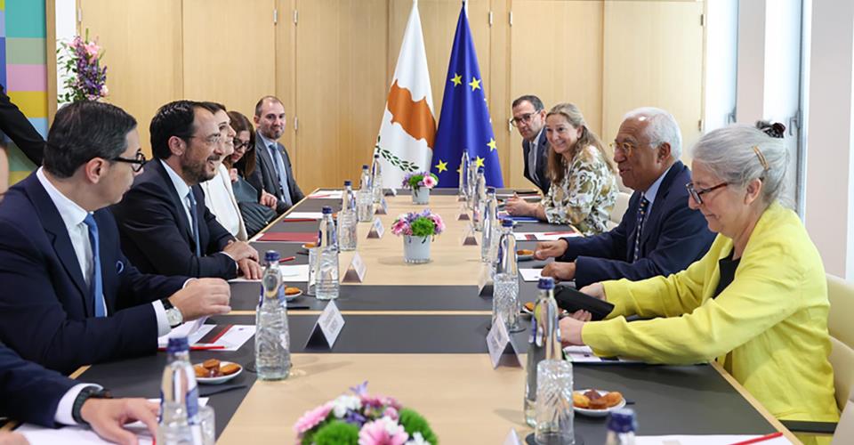 Στη Λευκωσία σήμερα ο Κόστα, συζητά ΠΔΠ και Κυπριακό με ΠτΔ