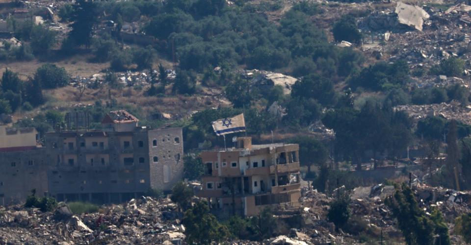 Αποφασιστικότητα για ανάπτυξη στρατού στο νότιο τμήμα Λιβάνου εξέφρασε ο Αούν