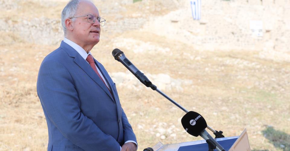 Yunanistan Cumhurbaşkanı’ndan ne Kıbrıs mesajı: Atina, Kıbrıs sorununda âdil...