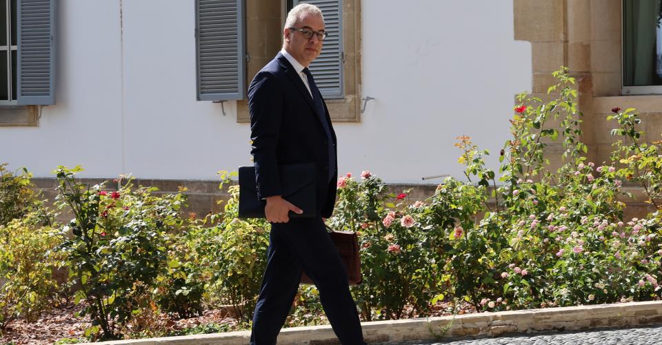 Ουσιαστική η συνάντηση Μενελάου - Ντανά, πληροφορείται το ΚΥΠΕ