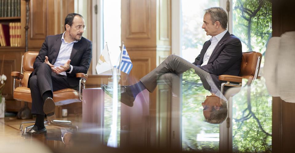 Συντονισμός Λευκωσίας-Αθήνας με στόχο την επανέναρξη συνομιλιών, λένε ΠτΔ και...