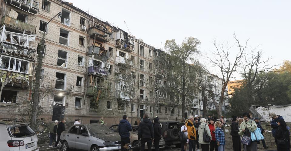 Τουλάχιστον 7 νεκροί σε ρωσικά πλήγματα στη Ζαπορίζια της Ουκρανίας,...