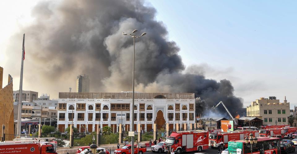 Τα ΗΑΕ και το Κουβέιτ δέχονται επιθέσεις με πυραύλους και drones