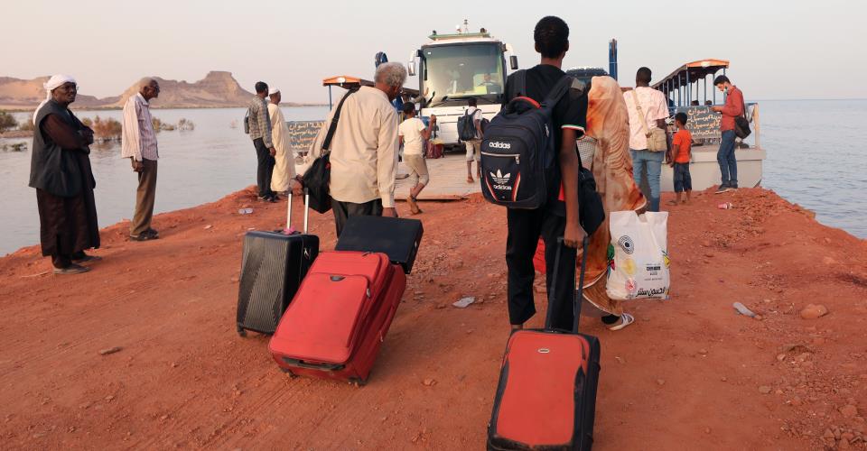 Σουδάν: Εθελοντές έθαψαν 180 πτώματα χωρίς στοιχεία, λέει η Ερ. Ημισέληνος