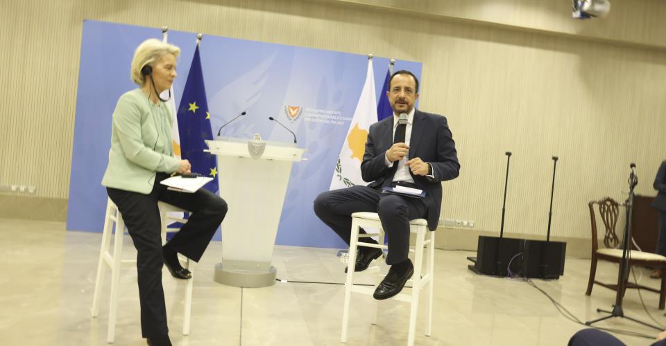 رئيسة المفوضية الأوروبية: قبرص ليست فقط مركز اً للتضامن على مستوى لاتحاد...