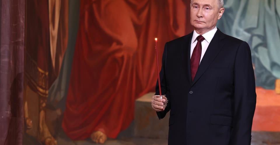 Το Πάσχα ενισχύει την πίστη των ανθρώπων, είπε ο Πούτιν