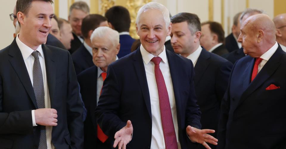 Προς ολοκλήρωση η επικύρωση της νέας σύνθεσης της κυβέρνησης στη Ρωσία