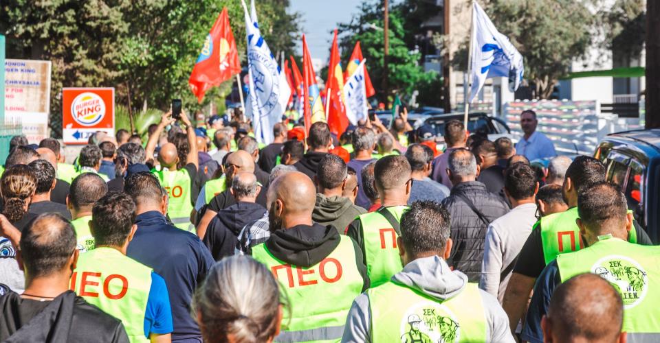 Στη Λευκωσία συνεχίζουν την Παρασκευή κινητοποιήσεις οι εργαζόμενοι κλάδου...