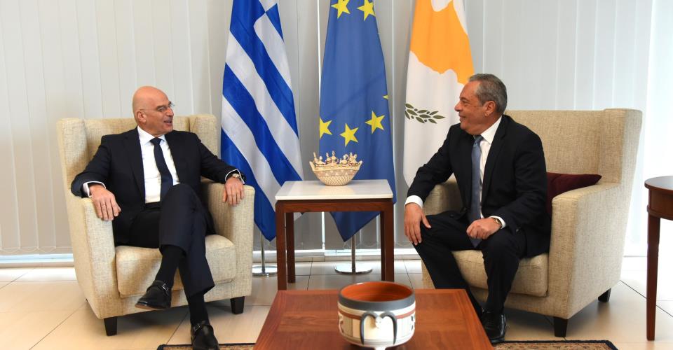 Διμερείς αμυντικές σχέσεις και το σύστημα «Κένταυρος» στο επίκεντρο της...