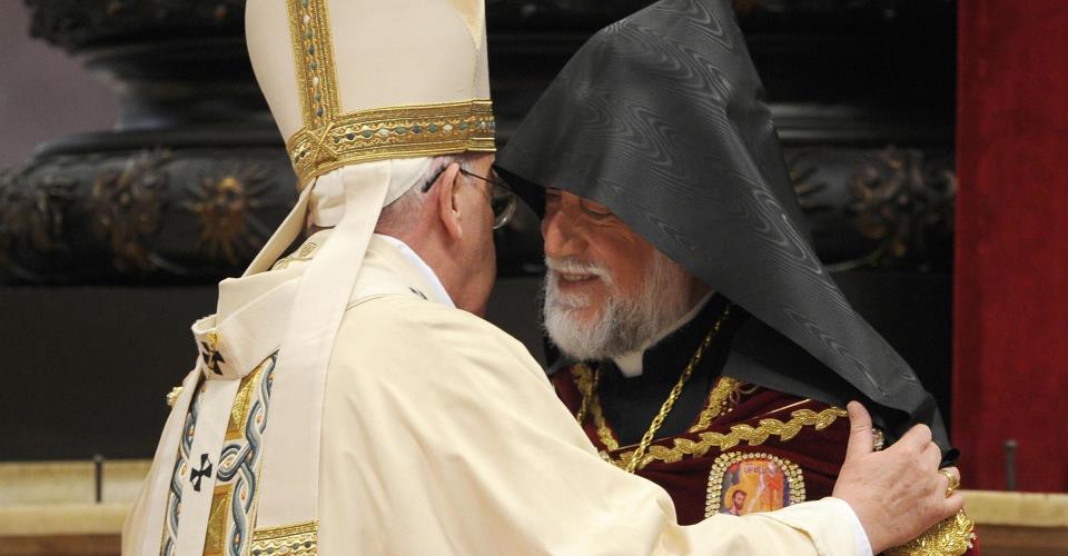 Ηead of the Catholicosate of the Great House of Cilicia  visits Cyprus