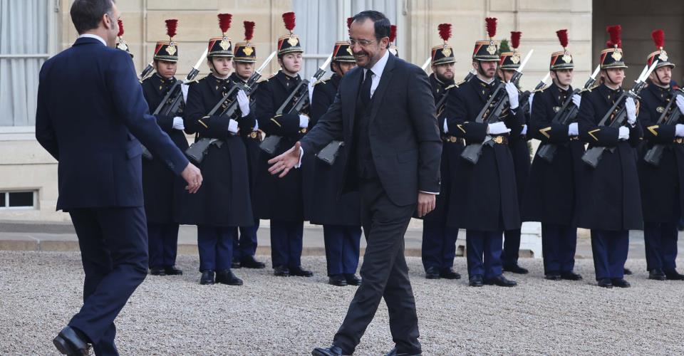 Ιστορική ημέρα, είπε ο ΠτΔ υπογράφοντας με Μακρόν Συμφωνία Στρατηγικής...