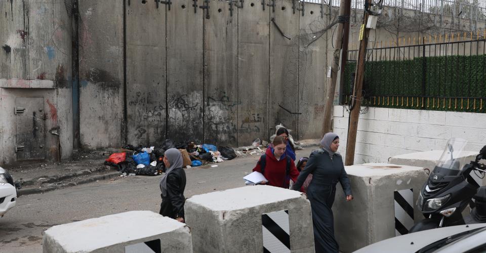 Οκτώ μουσουλμανικές χώρες καταγγέλλουν μέτρα Ισραήλ σε Δ. Οχθη