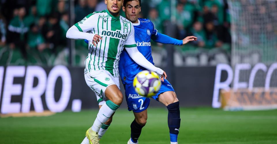 أومونيا يدخل مرحلة الحسم متصدراً الدوري القبرصي بفارق ثماني نقاط